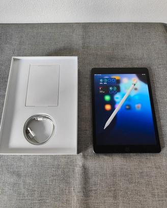 Apple iPad 7 + Pencil + tastiera Logitech