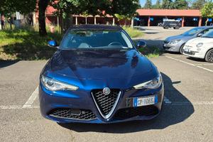 ALFA ROMEO Giulia 2.2 Turbodiesel 136 CV AT8 Busin