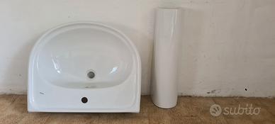 Lavabo con colonna