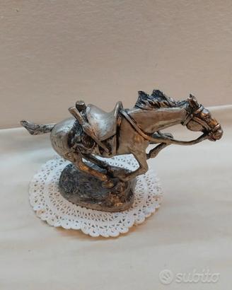 Cavallo in bronzo argentato