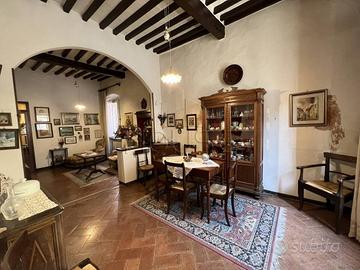 Appartamento di 126 m² con più di 5 locali a Sanse