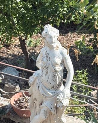 Statue