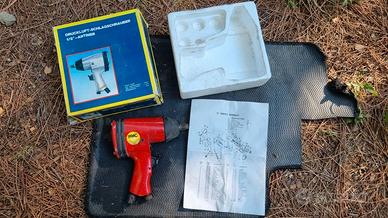 Avvitatore pneumatico a impulsi