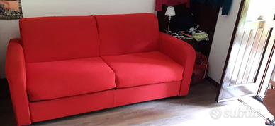 Divano letto matrimoniale-usato pochissimo!
