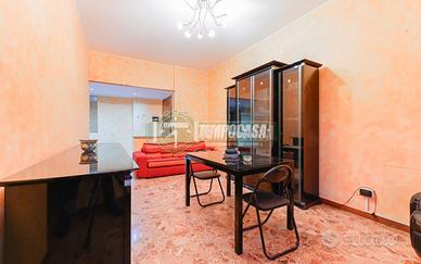 QUADRILOCALE CON BOX