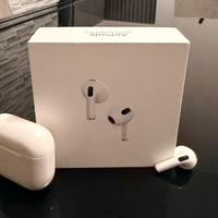 Case piu airpods sinistro