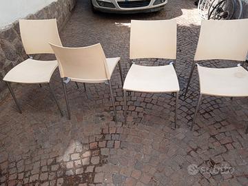4 sedie di design a 30 euro