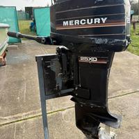 Mercury 25 cv