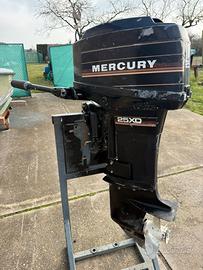 Mercury 25 cv
