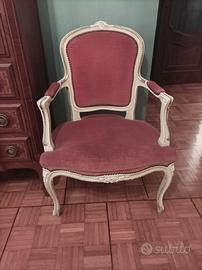 poltroncine in legno decorato 