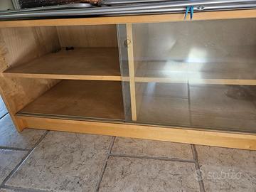 Libreria con ante vetro scorrevoli