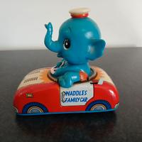 Auto in latta Yonezawa funzionante, made in Japan.