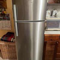 Frigorifero electrolux libera installazione