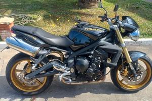 Triumph Street Triple 675 fari tondi 2009