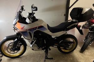 HONDA XL Transalp 750 Travel Edition