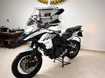 Benelli TRK 502 X