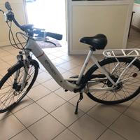 BICICLETTA ELETTRICA BH RUOTA 28 PREZZO RIBASSATO