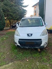Ricambi usatipeugeot partner 1.6 diesel 9H06