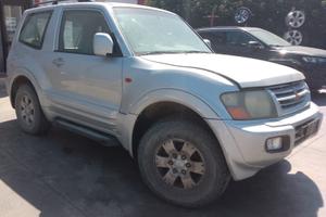 RICAMBI MITSUBISHI PAJERO DI-D 3.2 D 2003 4M41