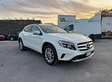 Mercedes-benz GLA 180 d Automatic Premium