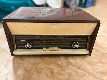 Radio a valvole Wundercart "Canasta", anni 60