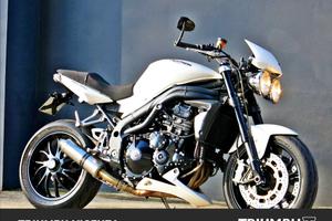 TRIUMPH Speed Triple 1050