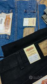 Box jeans e pantaloni deadstock taglie forti