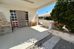Villa o villino Leporano [Cod. rif 3325484ARG]