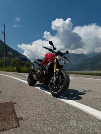 Ducati monster 1200S