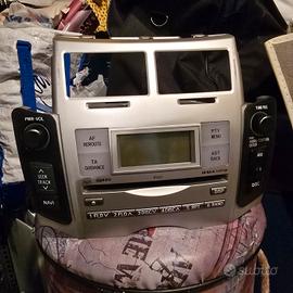 autoradio originale Toyota Yaris II serie