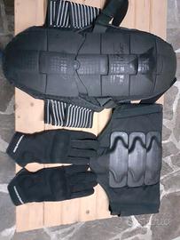 paraschiena +fascia  e guanti moto