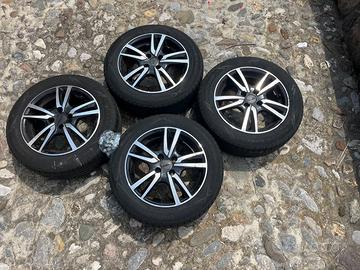 Cerchi in lega 15"
