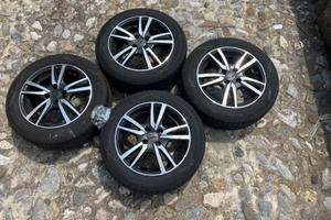 Cerchi in lega 15"