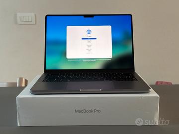 Macbook Pro 14” (late 2023) M3 - garanzia 10/2017