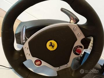 Sterzo e pedaline per videogioco F1