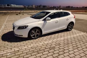 Volvo V40 D2 Momentum 