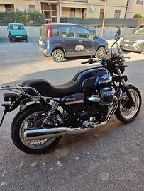 Moto Guzzi V7 850 special 2021
