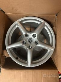 4 cerchi Porsche 911 r18