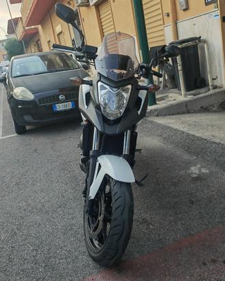 Honda NC 750 S CAMBIO AUTOMATICO