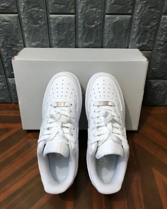 Nike Air Force 1 Low Supreme White 40