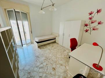 Camera per studentessa/lavoratrice BARI CENTRO