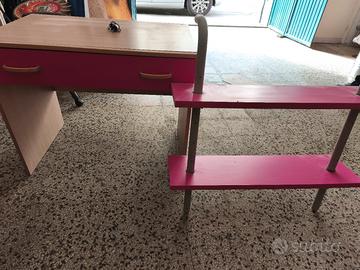 Scrivania + mensole