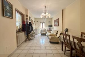 CASA INDIPENDENTE A OLEGGIO CASTELLO