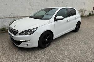 PEUGEOT 308 BlueHDi 120 S&S Allure