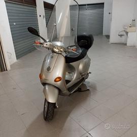 Vespa 125 ET4 uniproprietario