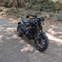 Triumph Trident 660 2022 9100km full black Tratt.