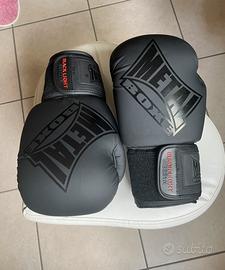Guantoni Metal Boxe
