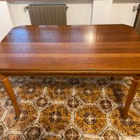 Tavolo da pranzo
