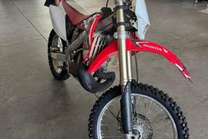 Honda cre 250 2t