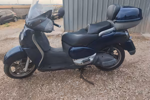 Aprilia scarabeo 500 gt